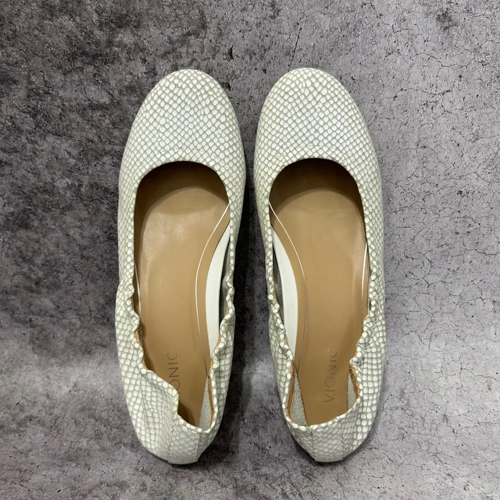 Vionic Alexa Ballet Flats Women 10 Cream Lizard Embossed Leather Snake Shoes